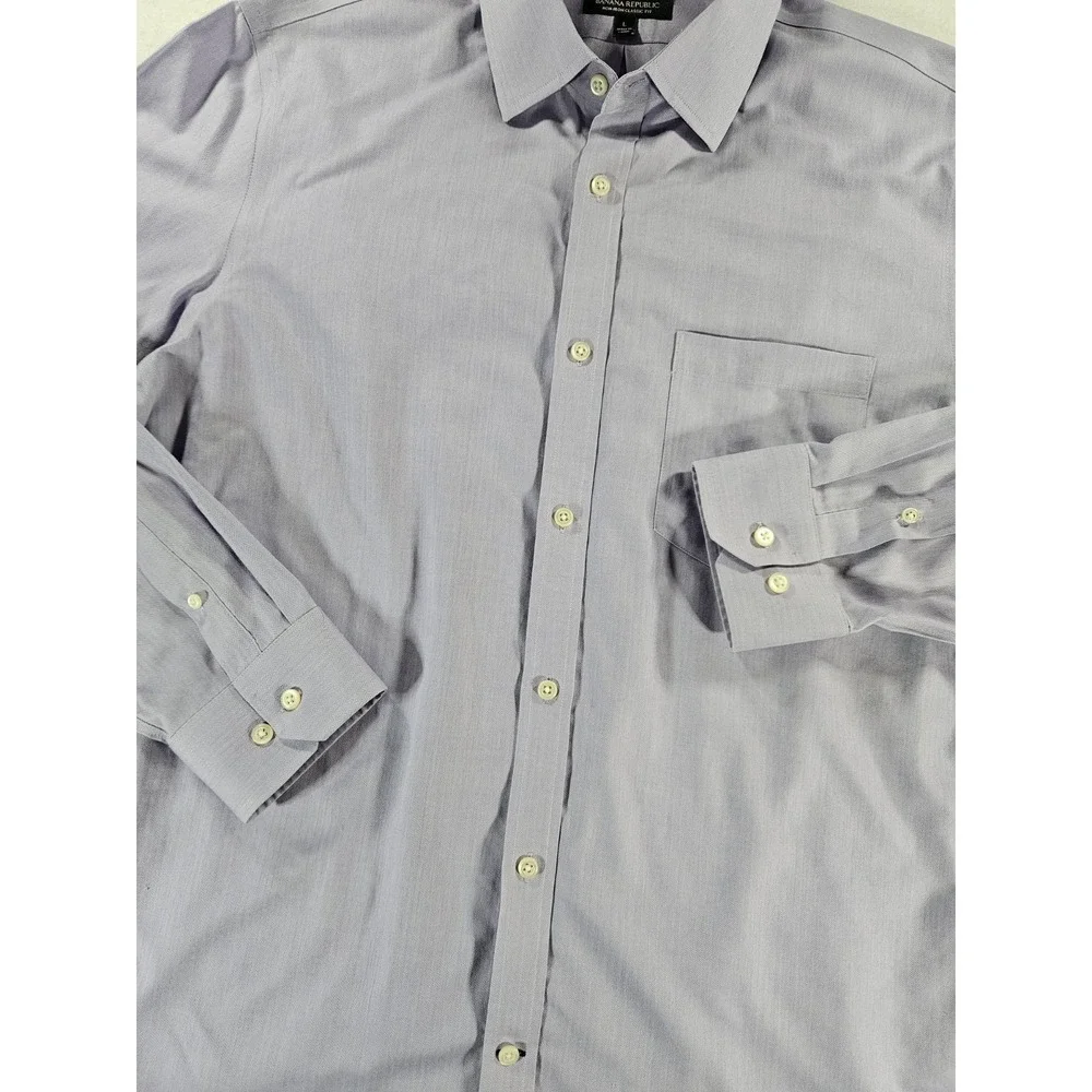 Banana Republic Men's Large Cotton Button Up Shirt Purple Lavender Regular Fit